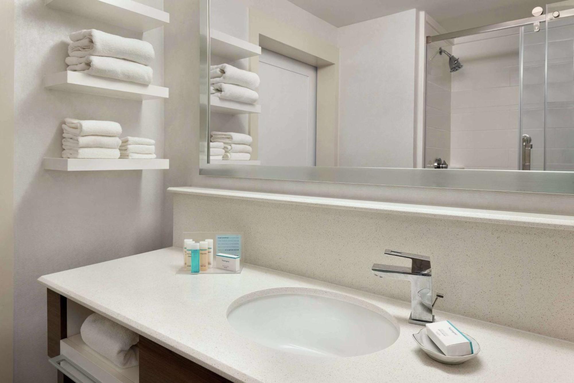 Hampton Inn Denville-Rockaway-Parsippany Εξωτερικό φωτογραφία